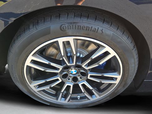 New 2026 BMW 530i xDrive w/ M Sport Package AWD/4WD image 19