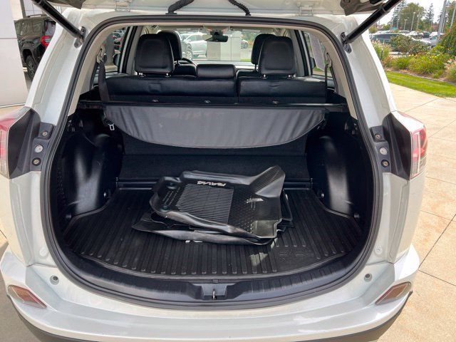 Used 2016 Toyota RAV4 Limited AWD/4WD image 30
