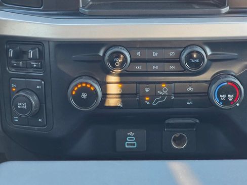 Used 2023 Ford F350 XLT w/ FX4 Off-Road Package image 13