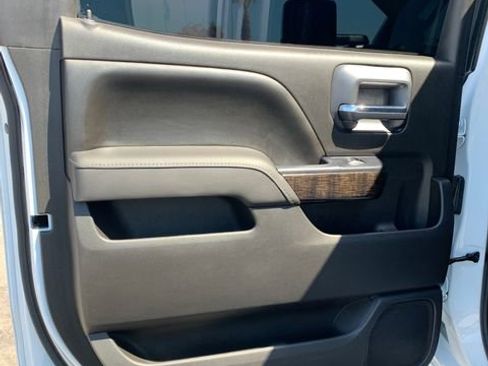Used 2016 GMC Sierra 3500 Denali w/ Duramax Plus Package AWD/4WD image 17