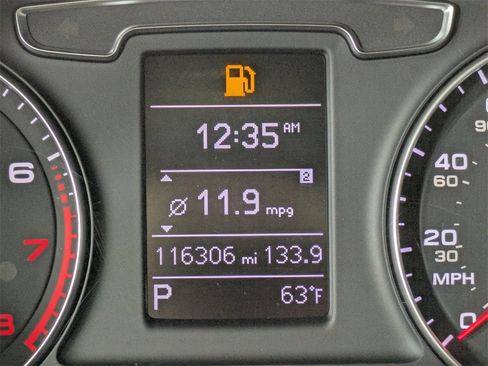 Used 2018 Audi Q3 2.0T Premium image 19