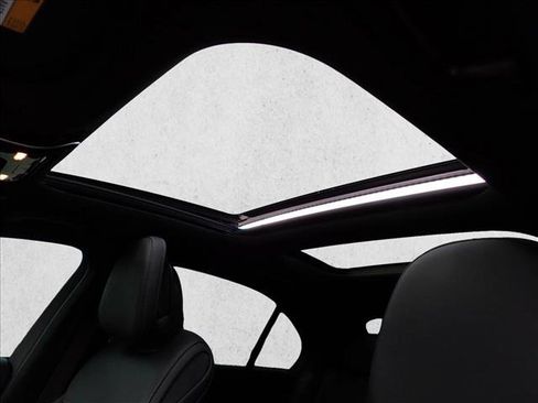 Used 2022 Mercedes-Benz C 300 4MATIC Sedan image 11