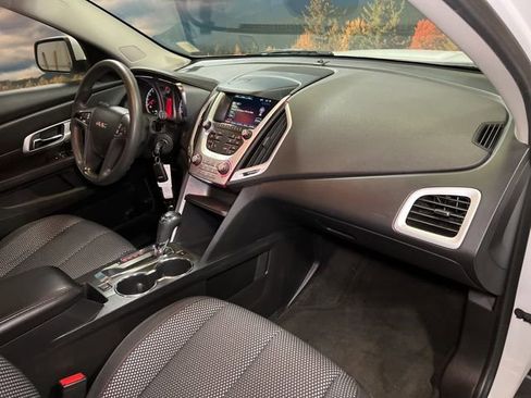 Used 2017 GMC Terrain SLE image 57