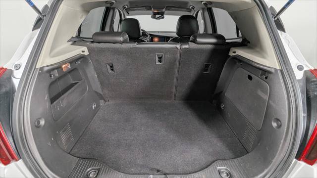 Used 2020 Buick Encore Preferred FWD image 18