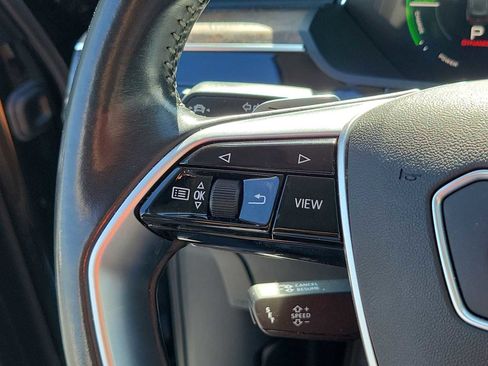 Used 2019 Audi e-tron Premium Plus image 21