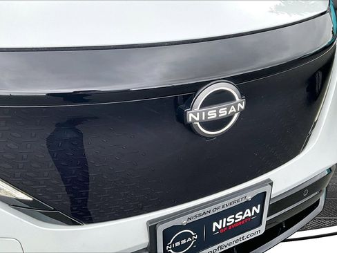Used 2023 Nissan Ariya FWD image 32