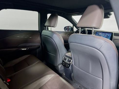 Used 2023 Lexus RX 350 FWD w/ Accessory Package image 9