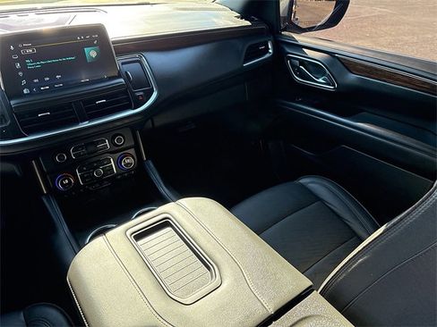 Certified 2024 Chevrolet Tahoe High Country w/ Advanced Technology Package image 15