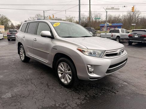 Used 2013 Toyota Highlander Limited image 2