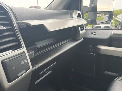Used 2020 Ford F350 Lariat AWD/4WD image 31