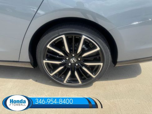 New 2026 Honda Accord Hybrid Touring image 18