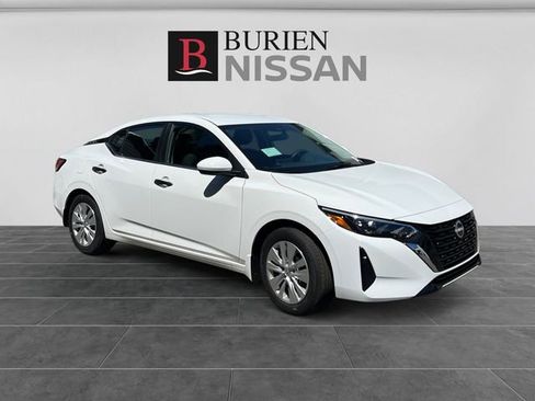 Used 2025 Nissan Sentra S FWD image 7