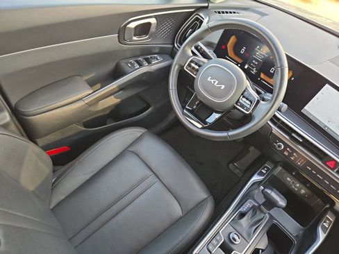 New 2025 Kia Sorento S w/ Panoramic Sunroof Package image 18