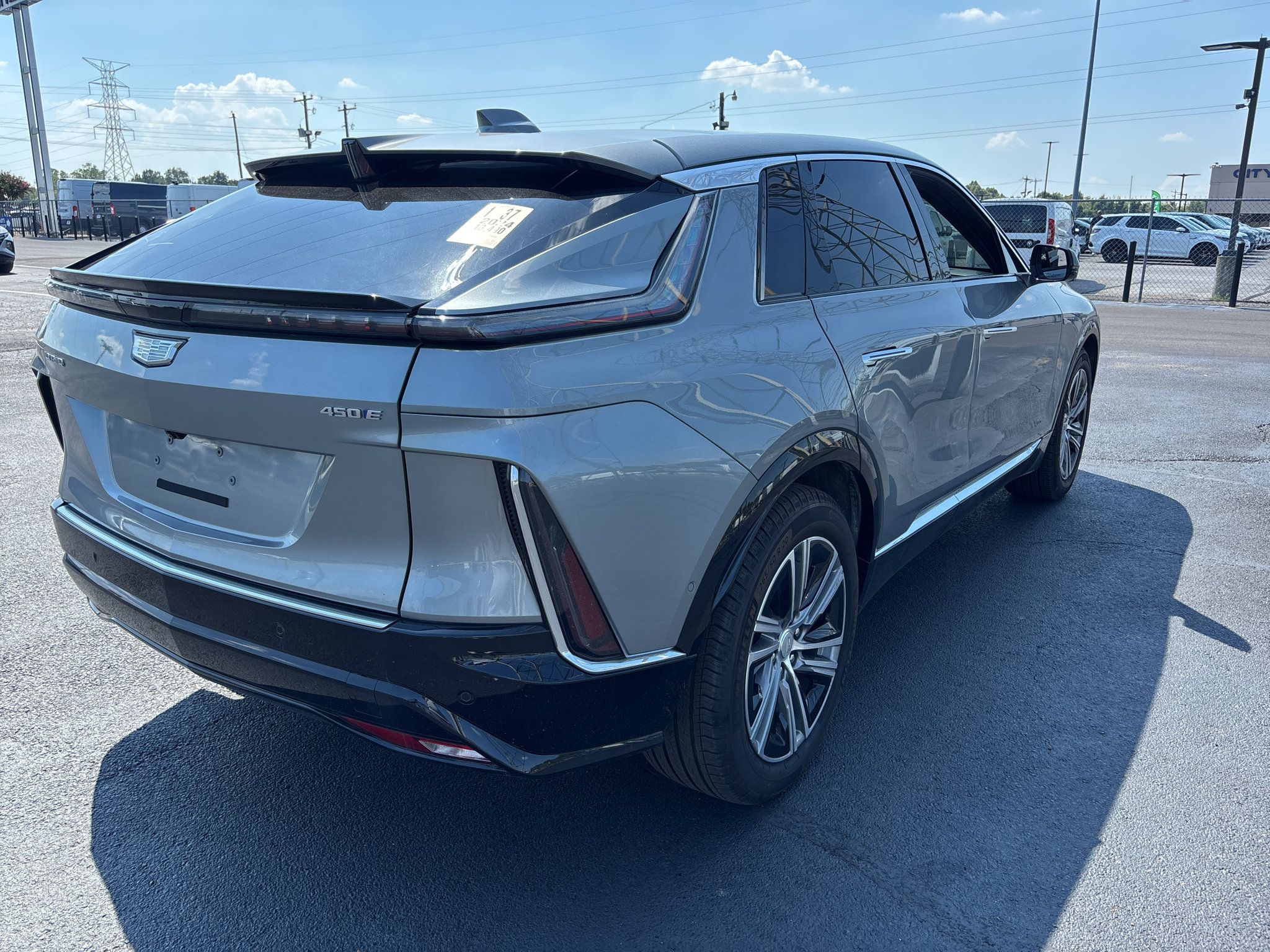 Used 2024 Cadillac Lyriq Luxury RWD image 19