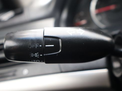 Used 2010 Honda Accord EX-L image 32