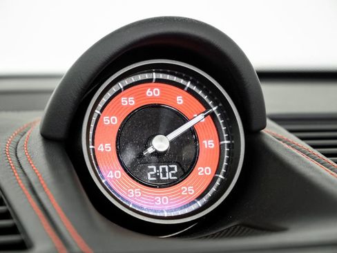 Certified 2026 Porsche 911 Targa 4 GTS AWD/4WD image 17