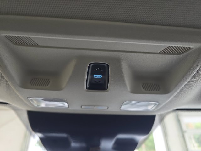 Used 2025 Ford Maverick Tremor AWD/4WD image 23