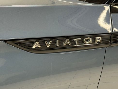 Used 2025 Lincoln Aviator Reserve w/ Equipment Group 201A AWD/4WD image 32