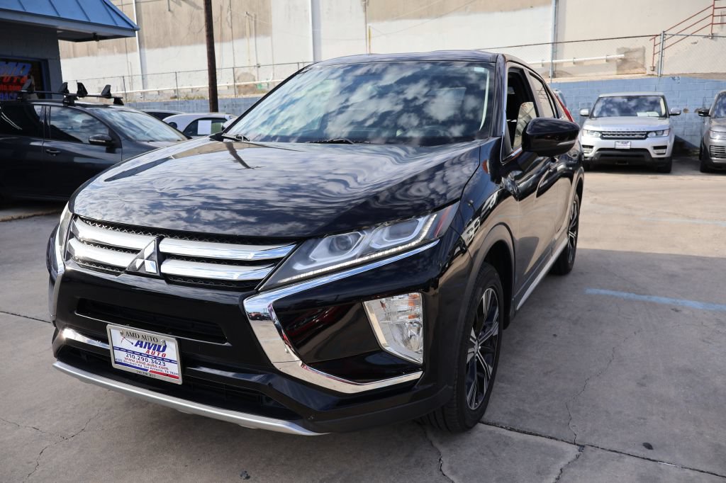 Used 2018 Mitsubishi Eclipse Cross SEL AWD/4WD image 3