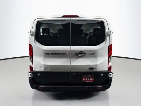 Used 2024 Ford Transit 350 XLT RWD image 4