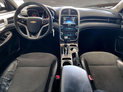 Used 2014 Chevrolet Malibu LT w/ Power Convenience Package image 17