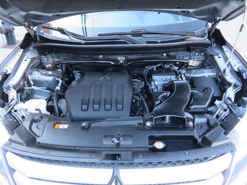 Used 2018 Mitsubishi Eclipse Cross ES image 39