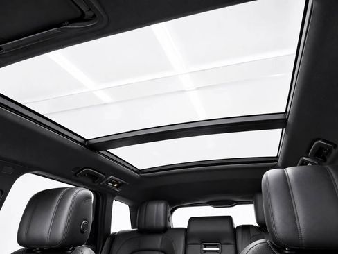 Used 2019 Land Rover Range Rover Sport HSE AWD/4WD image 46