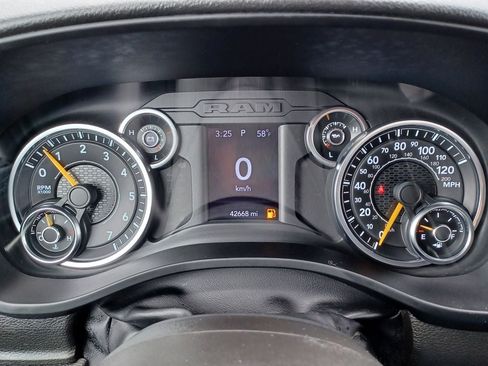 Used 2022 RAM 1500 Big Horn AWD/4WD image 16