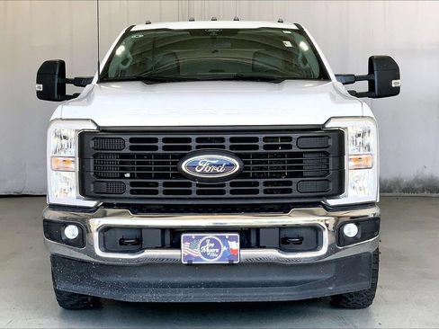 Used 2025 Ford F350 XL w/ XL Driver Assist Package AWD/4WD image 3