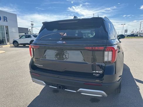 New 2026 Ford Explorer Platinum w/ LUX Leather Package image 18