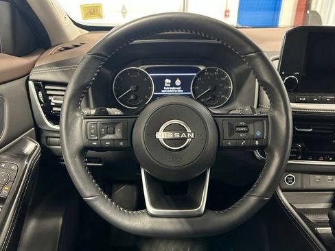 Used 2023 Nissan Rogue SL w/ SL Premium Package AWD/4WD image 15