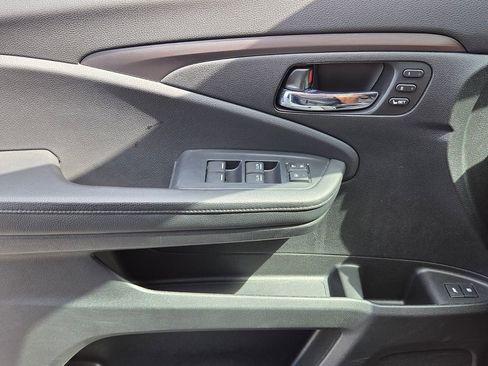 Certified 2021 Honda Pilot Special Edition image 37