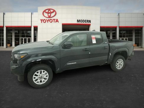 New 2026 Toyota Tacoma SR5 image 12