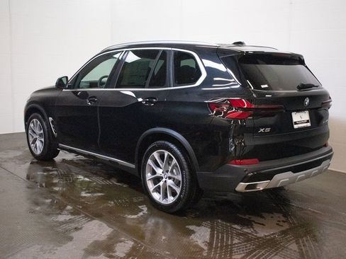 New 2026 BMW X5 xDrive40i w/ Climate Comfort Package image 6