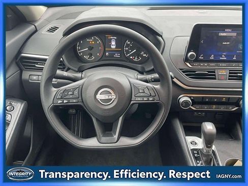 Certified 2025 Nissan Altima 2.5 S image 14