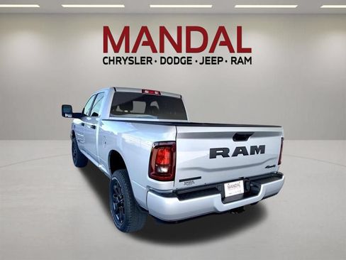 New 2026 RAM 2500 Big Horn AWD/4WD image 8