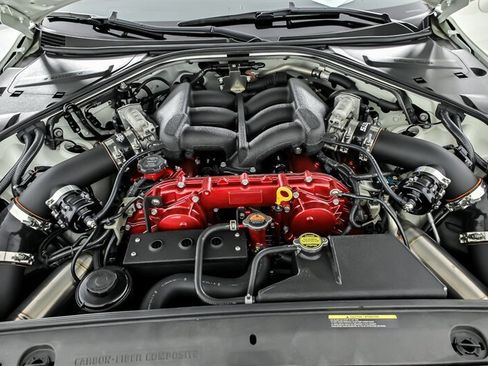 Used 2019 Nissan GT-R Premium AWD/4WD image 16
