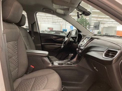 Used 2019 Chevrolet Equinox LT AWD/4WD image 14