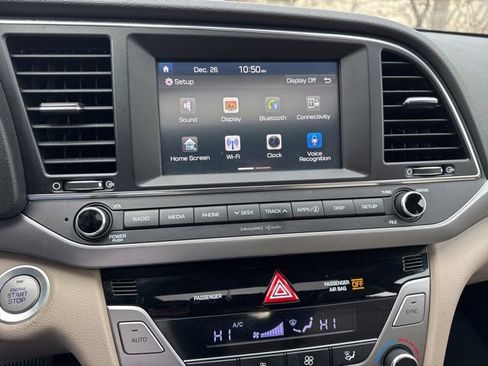 Used 2017 Hyundai Elantra Value Edition image 6