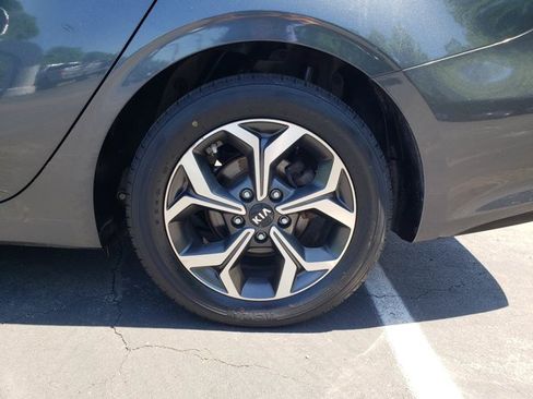Used 2019 Kia Forte LXS FWD image 20