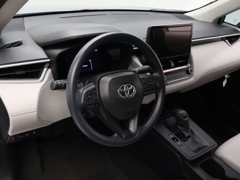 Used 2026 Toyota Corolla Cross L FWD image 15