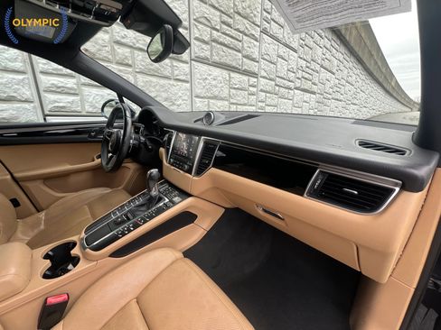 Used 2017 Porsche Macan S w/ Premium Package Plus image 22