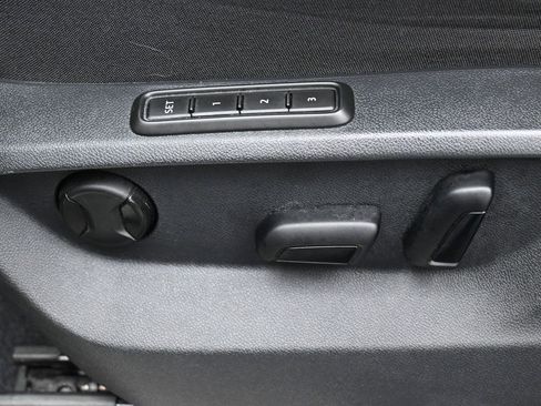 Used 2018 Volkswagen Atlas SEL Premium image 10