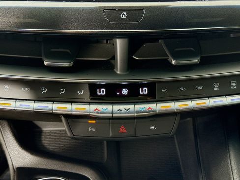 Used 2022 Cadillac CT5 Luxury RWD image 17