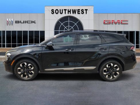 Used 2023 Kia Sportage X-Line w/ X-Line Premium Package AWD/4WD image 3