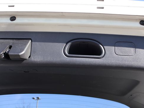 Used 2020 Kia Sportage LX image 18