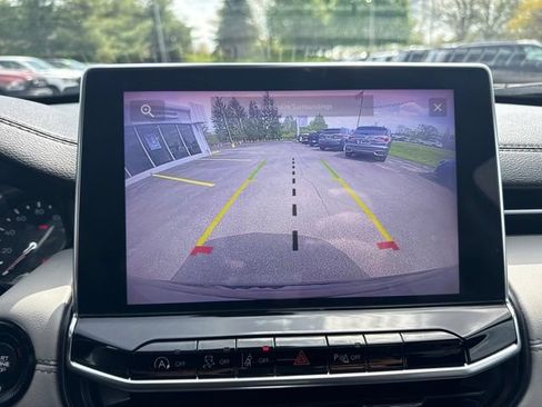 Certified 2023 Jeep Compass Limited AWD/4WD image 21