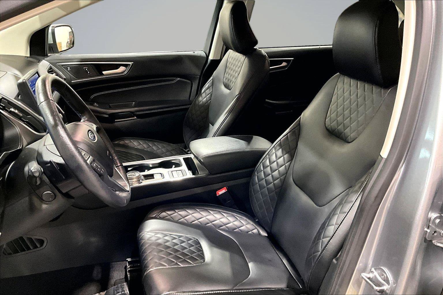 Used 2023 Ford Edge Titanium w/ Equipment Group 301A AWD/4WD image 26