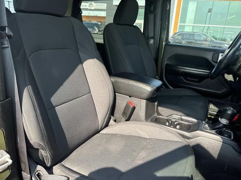 Used 2021 Jeep Wrangler Sport AWD/4WD image 11