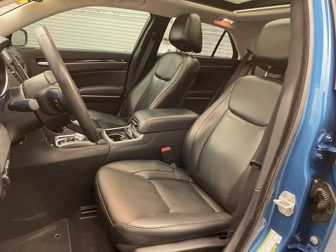 Certified 2023 Chrysler 300 Touring L w/ Popular Equipment Group RWD image 19